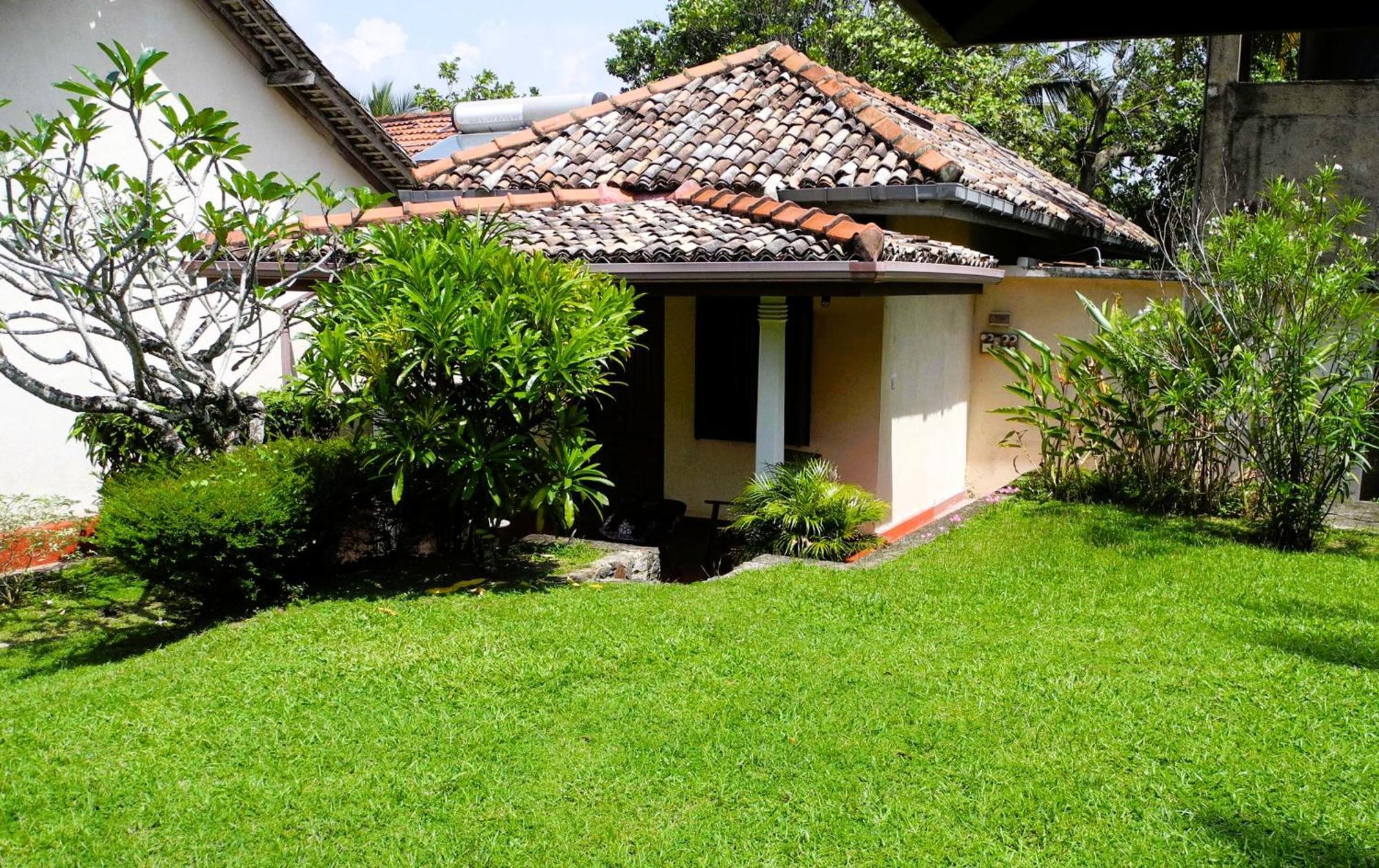 Top Of The Hill Guesthouse Weligama Εξωτερικό φωτογραφία